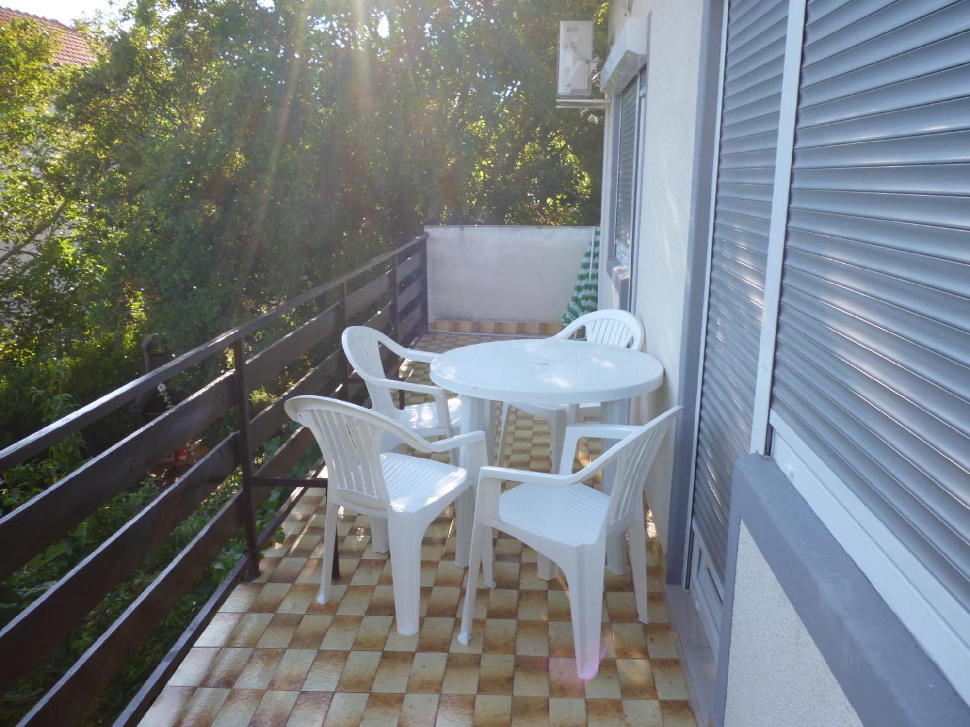 Apartments Velebit Starigrad Paklenica Oda fotoğraf