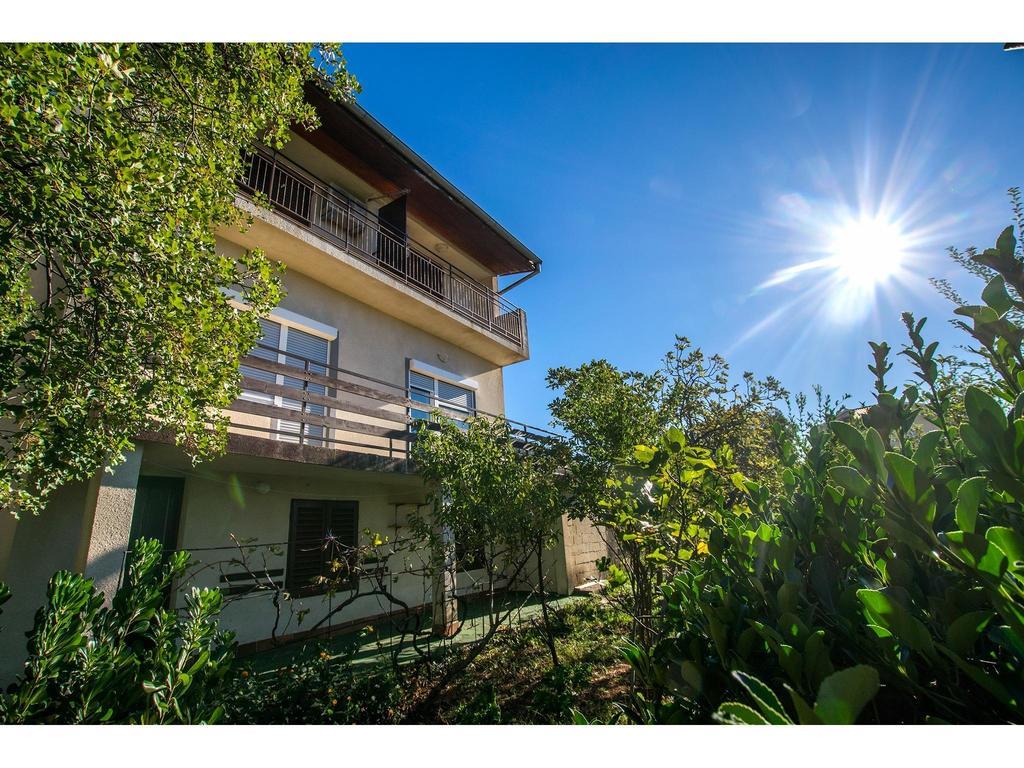 Apartments Velebit Starigrad Paklenica Dış mekan fotoğraf