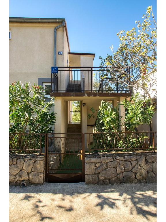 Apartments Velebit Starigrad Paklenica Dış mekan fotoğraf